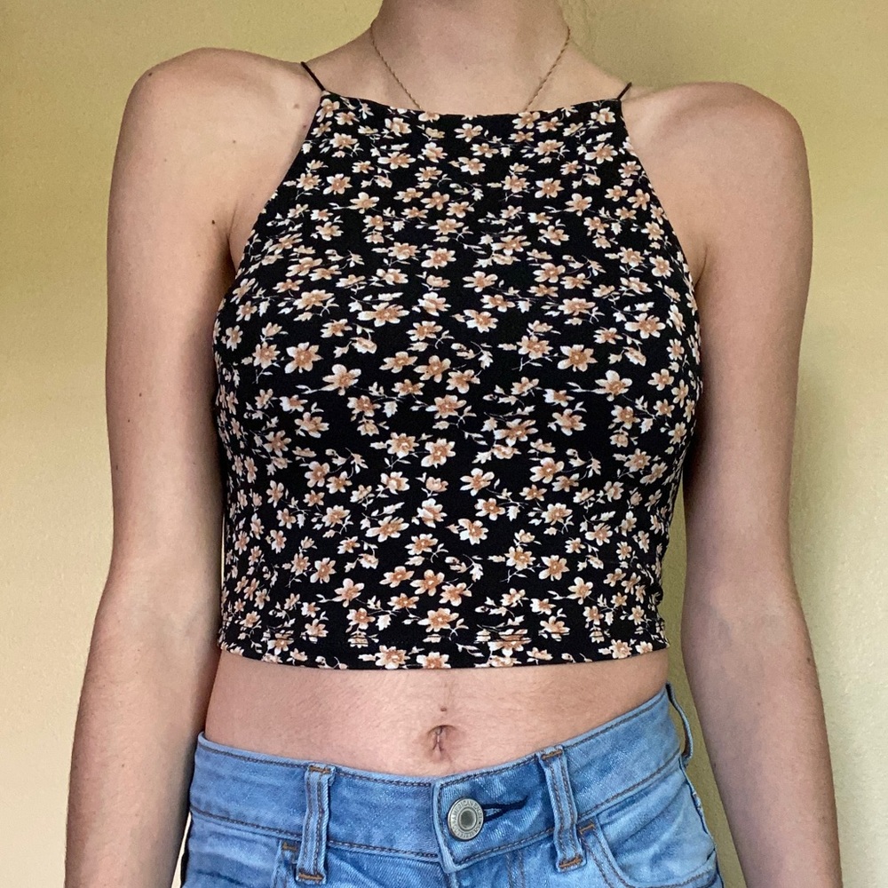 Forever 21 flower tank top!